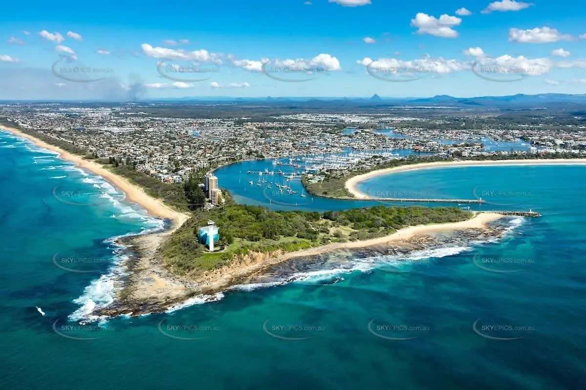 Breathtaking Views - Point Cartwright Bliss Apartment Buddina